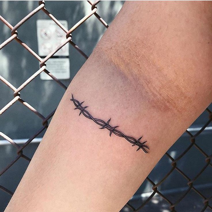 86 Freaky Barbed Wire Tattoos