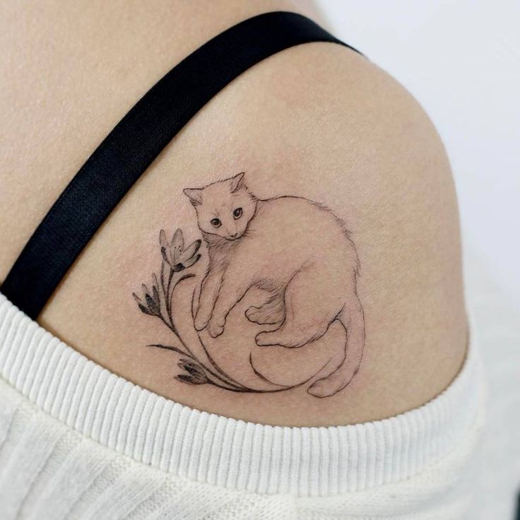 62 Dazzling Cat Tattoos On Shoulder
