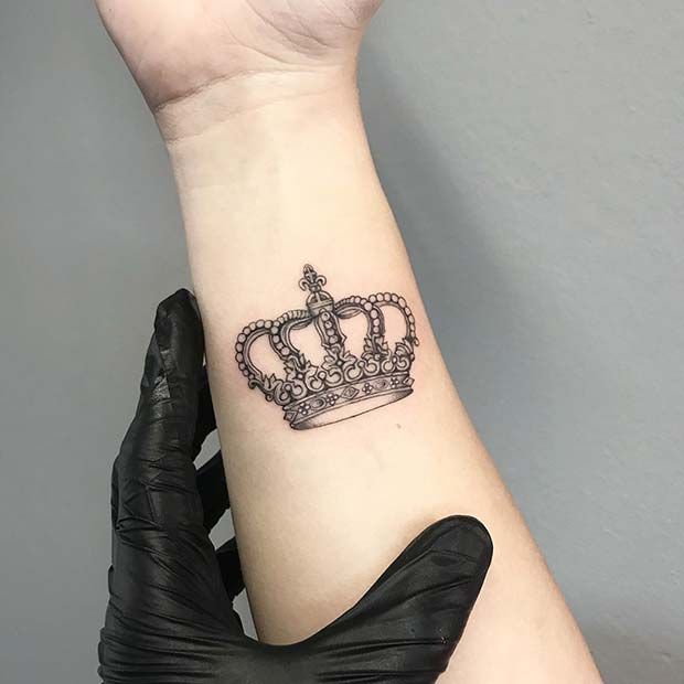 89 Impressive Crown Tattoo Images