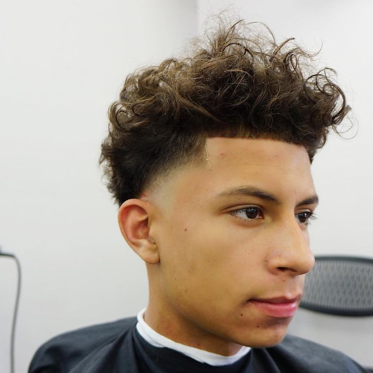 42 Cool Hispanic Men Hairstyle Pictures