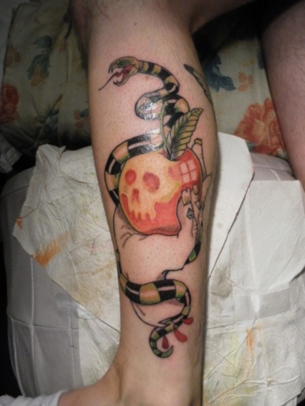 61 Elegant Snake Tattoos For Leg