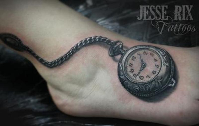 29 Cool Clock Foot Tattoo Pictures