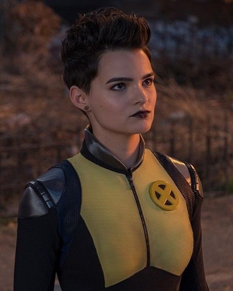 69 Fantastic Brianna Hildebrand Hairstyle Pictures