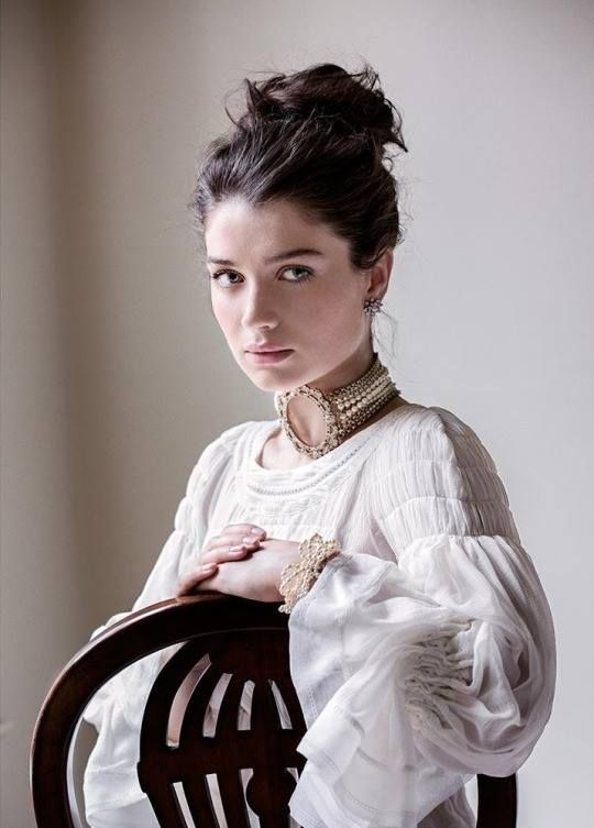 72 Fantastic Eve Hewson Hairstyle Pictures
