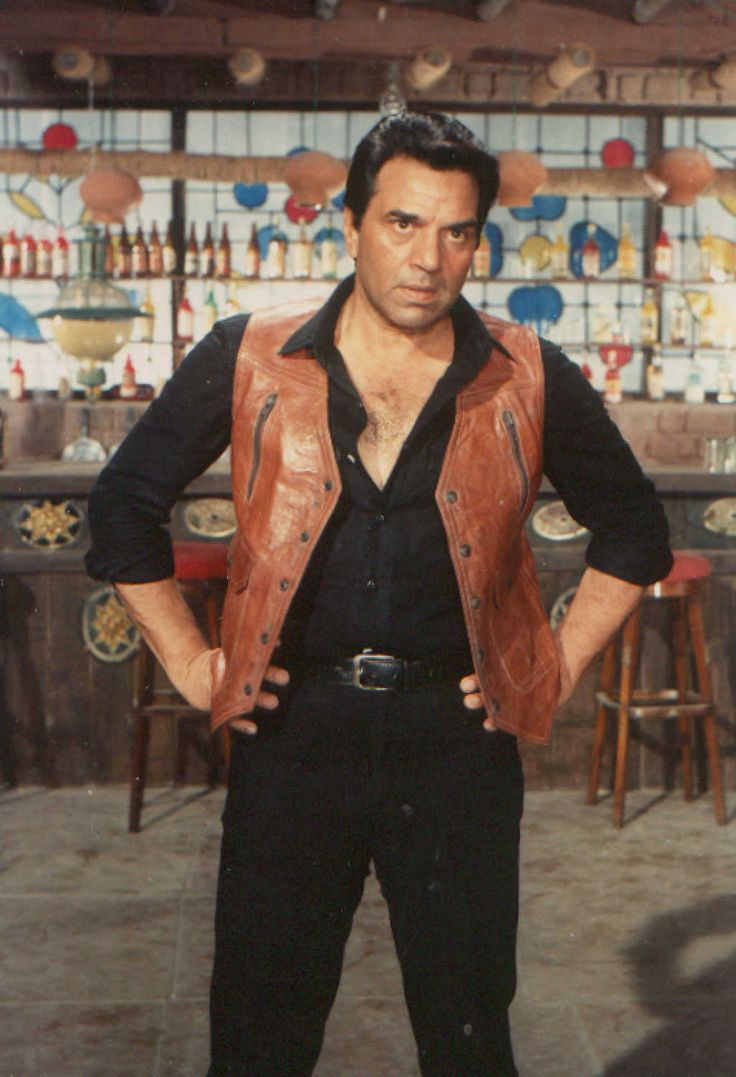 88 Famous Dharmendra Hairstyle Pictures
